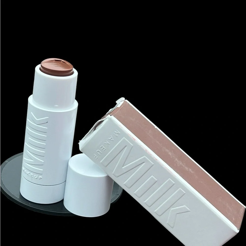 Milk Makeup Flex Foundation Stick Shell Medium Coverage Natural Look Ble…​
